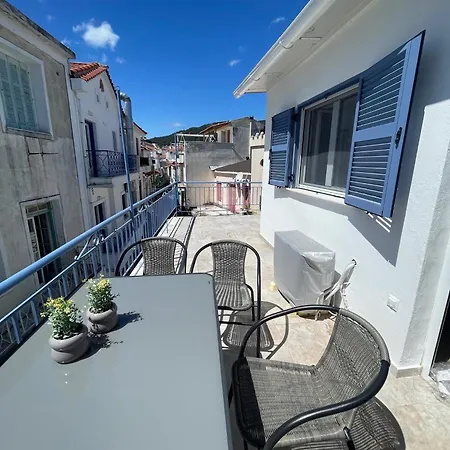 House Old Port * Szkiáthosz